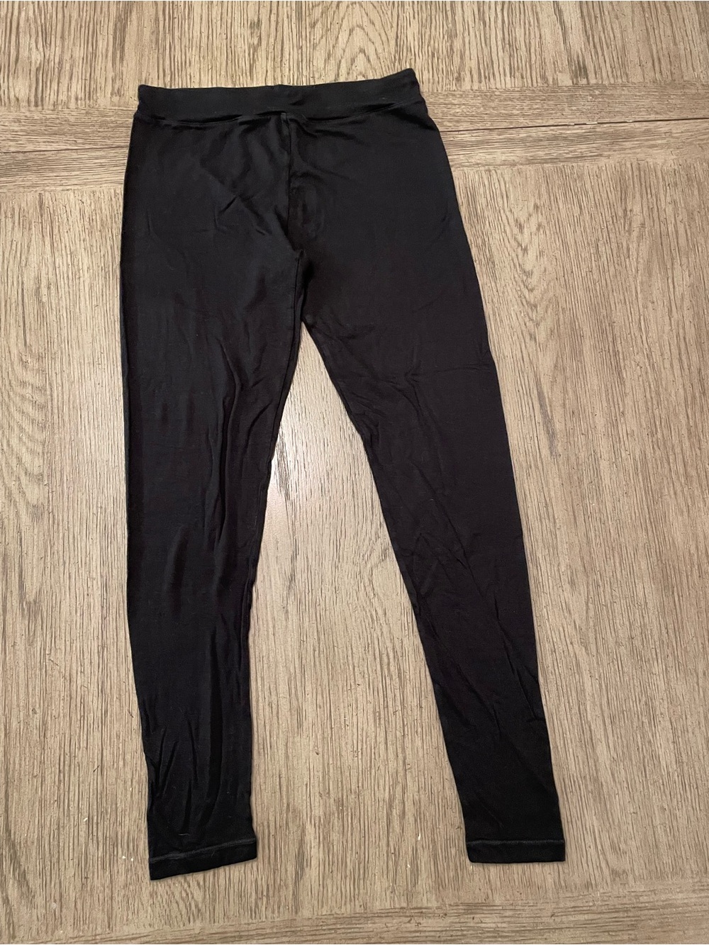 Cuddl Duds women’s base later leggings, small.